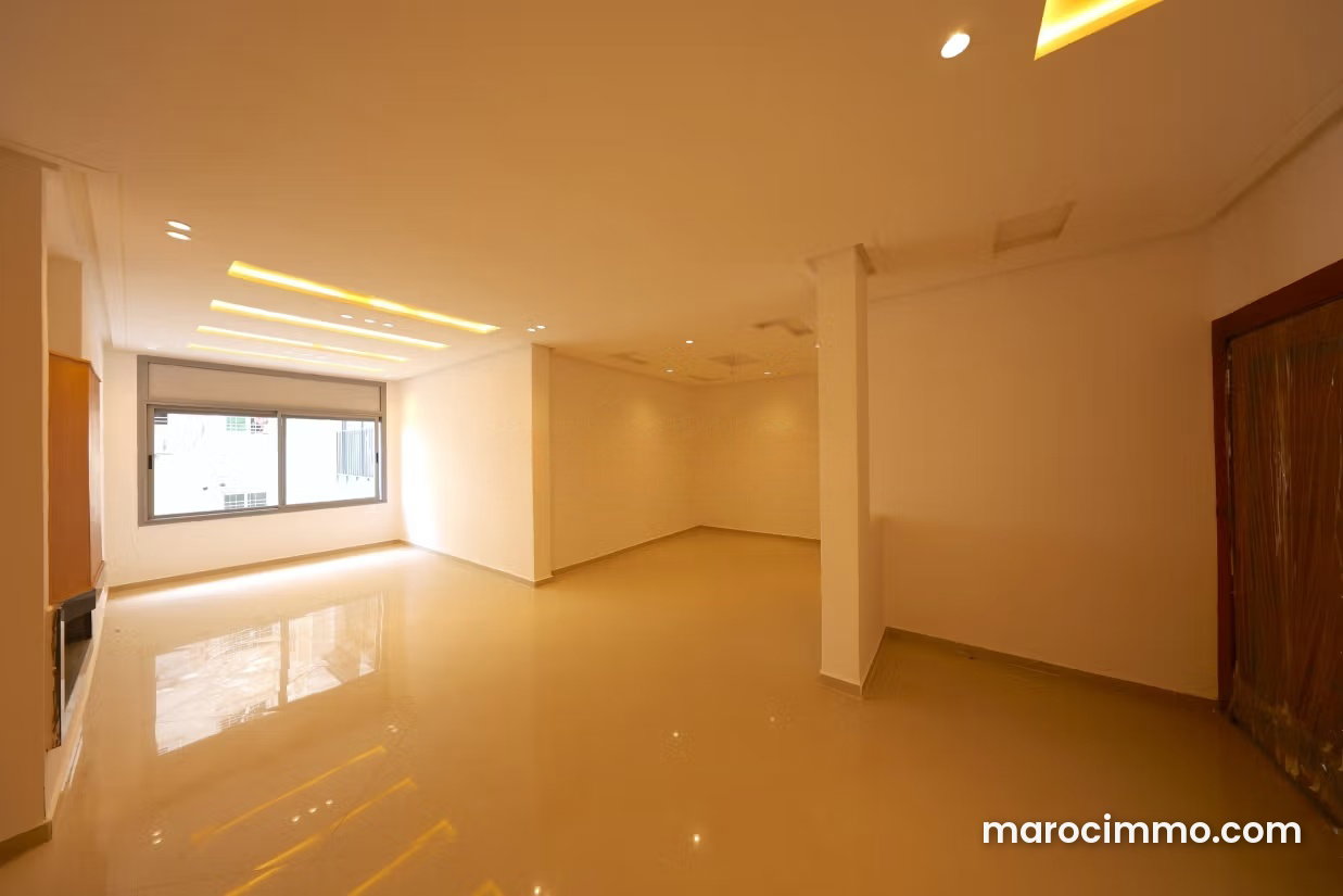 Appartement 5 pièces avec terrasse à Hay Atlas Fès — Fès