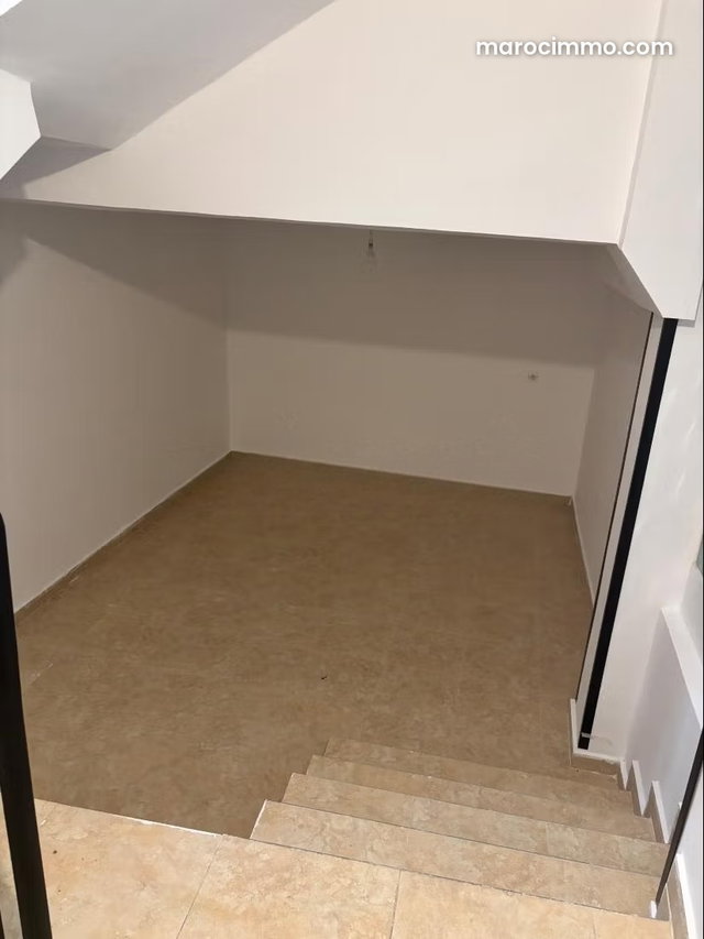 Maison de luxe à vendre à Rmilat. Surface totale 240 m². Salon typique marocain, résidence sécurisée — 3