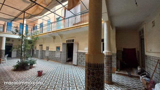 KASBAH, spacious riad to renovate — 2