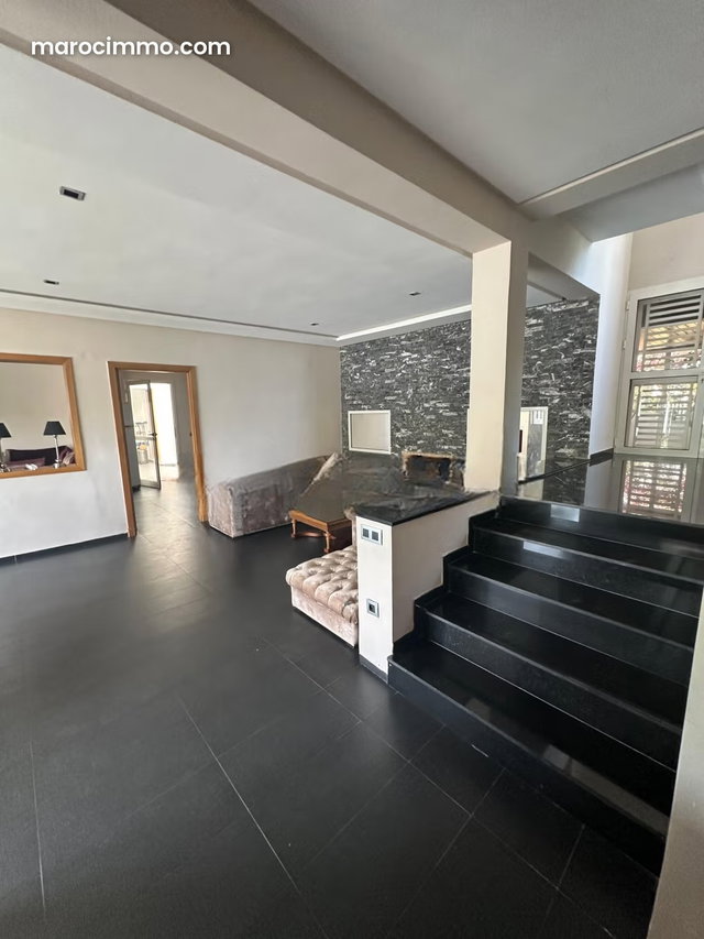 A Vendre Villa avec & piscine à Skhirat plage — 4