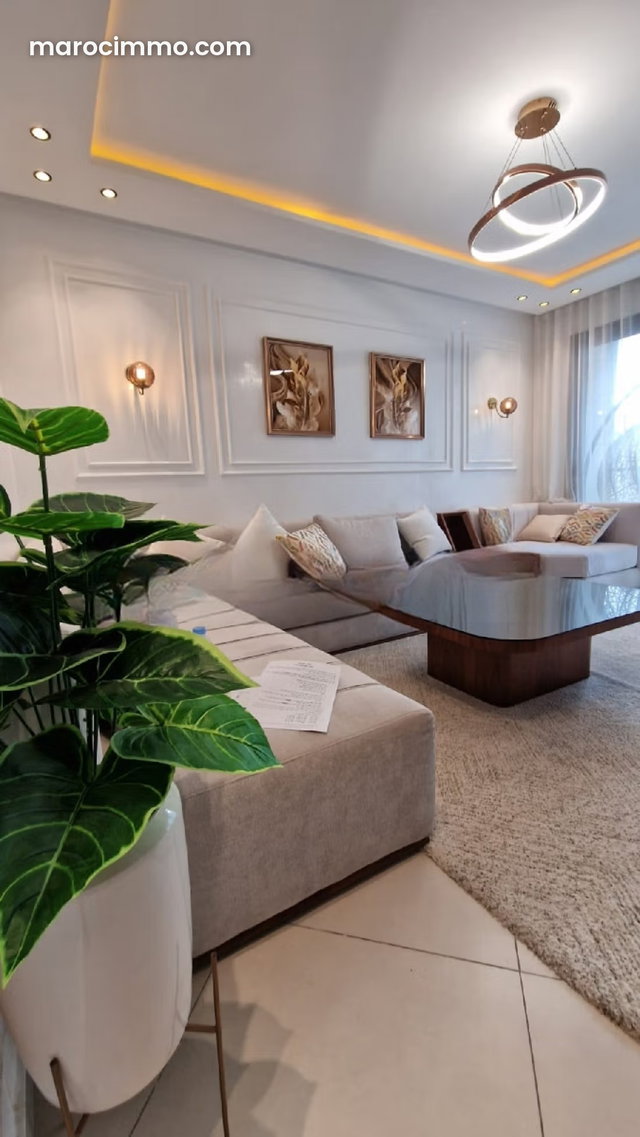 Charment Appartement Lumineux a Vendre — 2