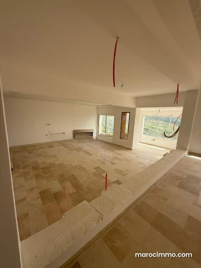 Duplex lumineux 4 chambres a vendre — 3