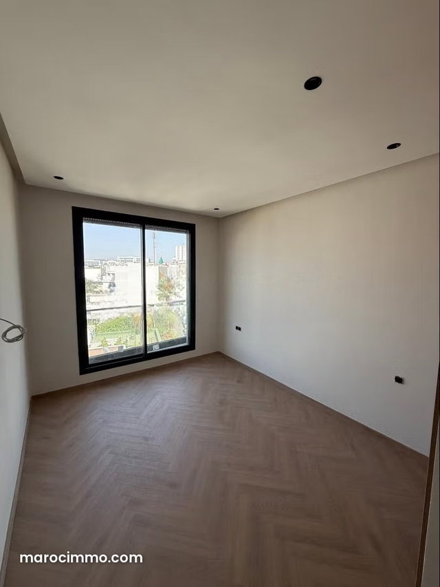 Studio luxueux sans vis à vis à saisir — 3