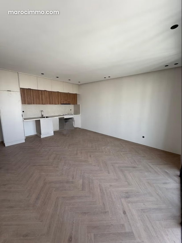 Studio luxueux sans vis à vis à saisir — 2