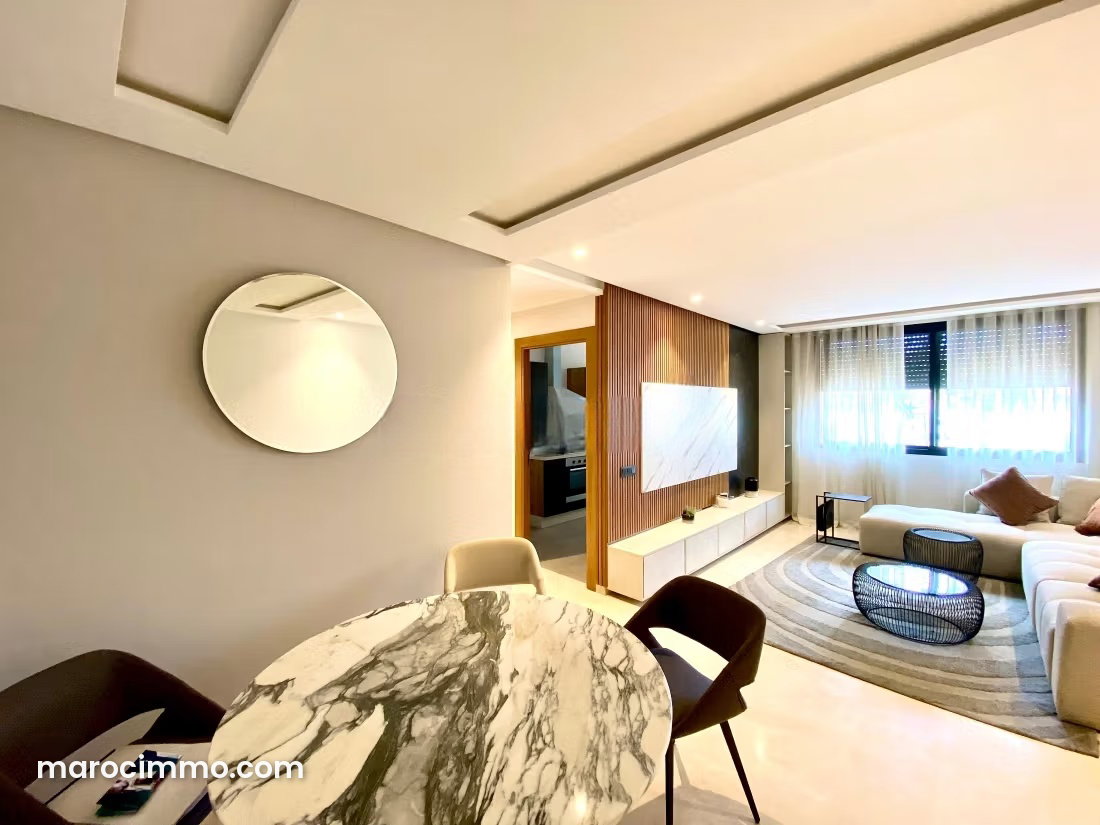 6-Room Apartment with Swimming Pool in Laimoune, Casablanca — Casablanca