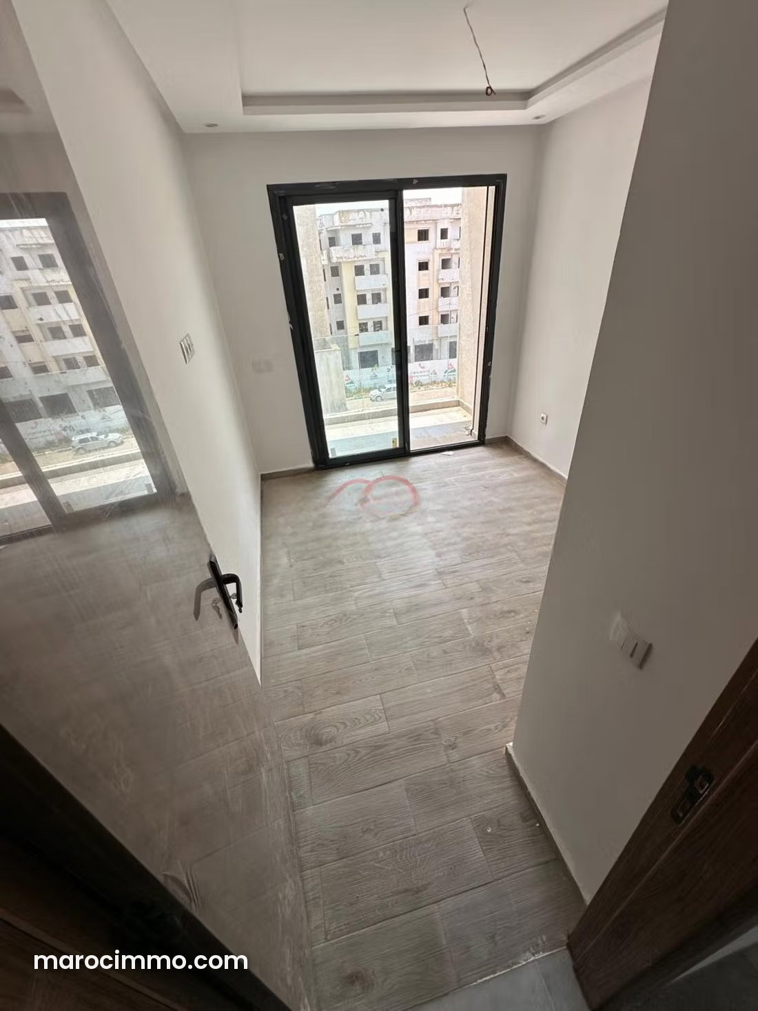 New-build apartment with terrace in central Bouskoura — Bouskoura
