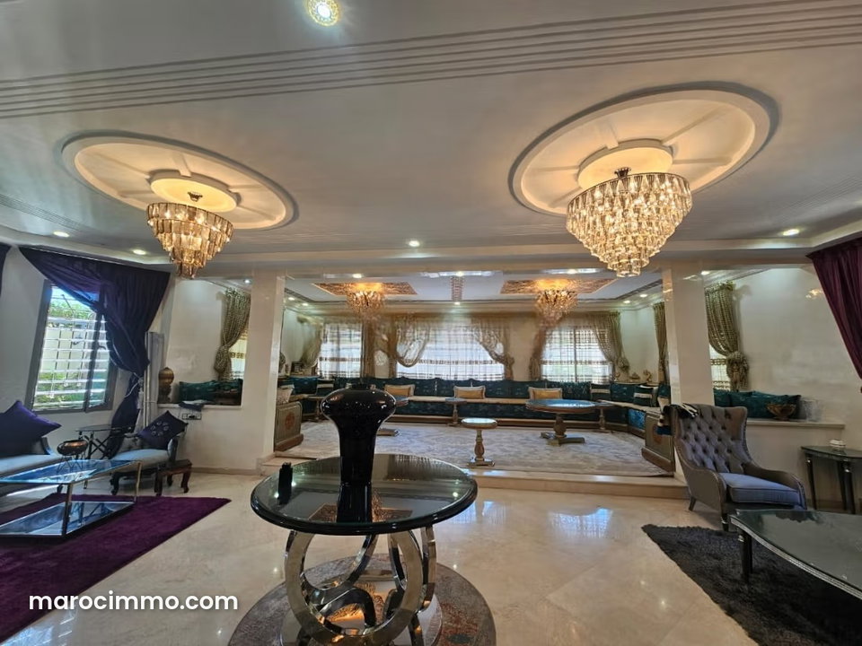 Magnifique villa à louer meublé au quartier Targa