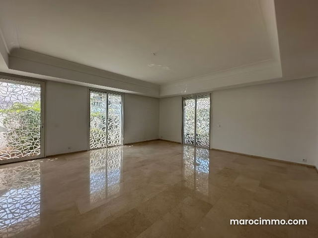 Appartement à louer à CFC — الدار البيضاء