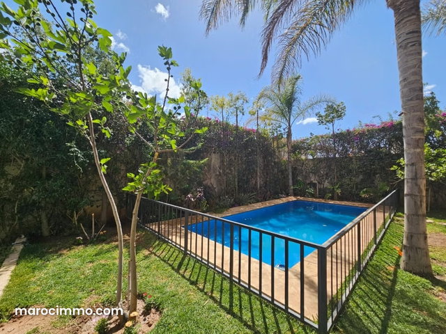 Villa de 500m² à louer meublée Abwab Marrakech — 2