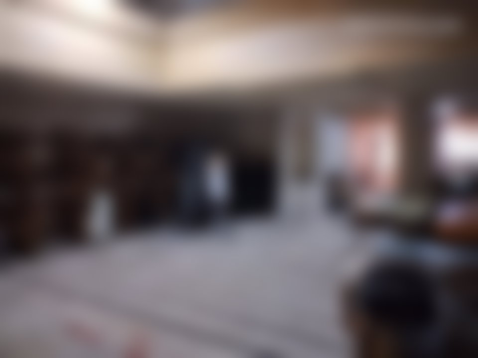 محل تجاري فسيح للكراء بحي راسين في الدار البيضاء