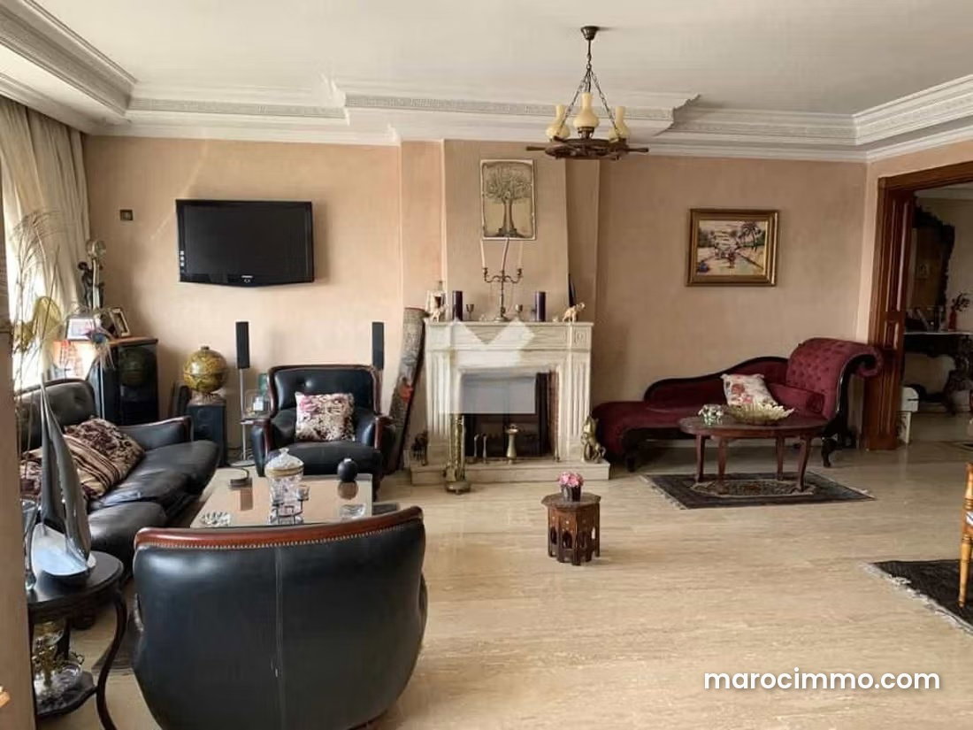 212 m² Apartment in Casablanca’s Golden Triangle with Dual-Aspect Views — Casablanca