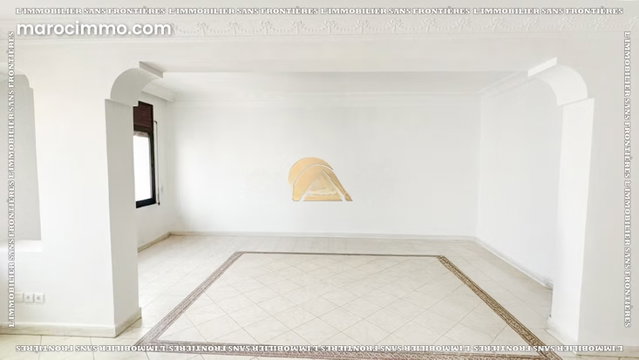 Duplex vide à louer à Maârif, 327 m², Casablanca — 4