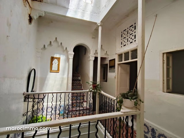 Petit riad authentique dans la médina de Tanger — 3