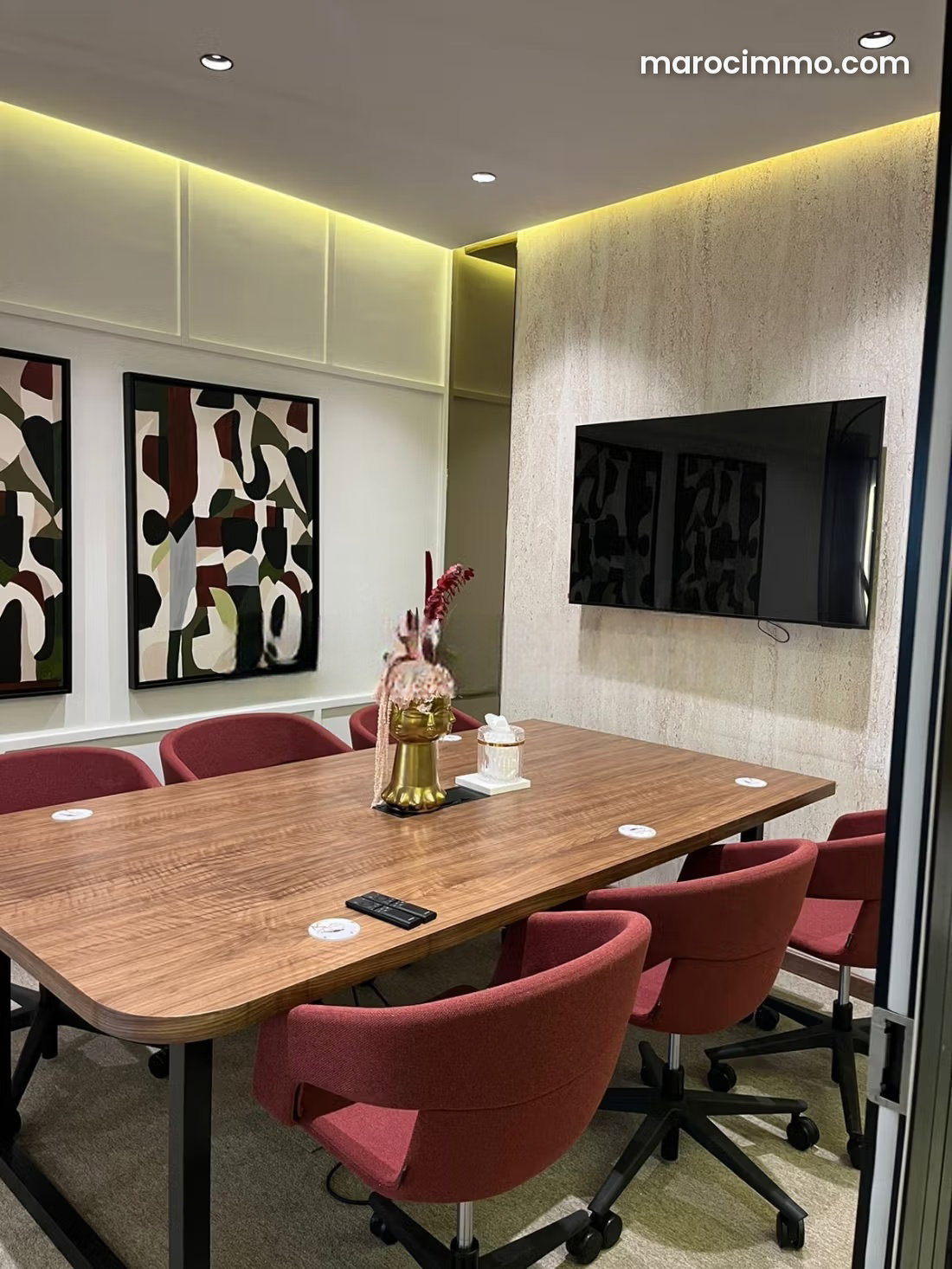 136 m² Furnished Office, CFC Status, Casablanca Finance City — Casablanca