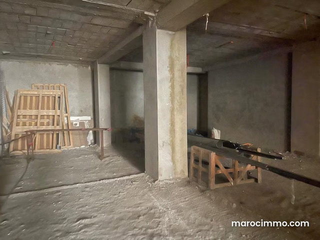 Commercial space for rent on Bd D'AIN TAOUJTATE — 2
