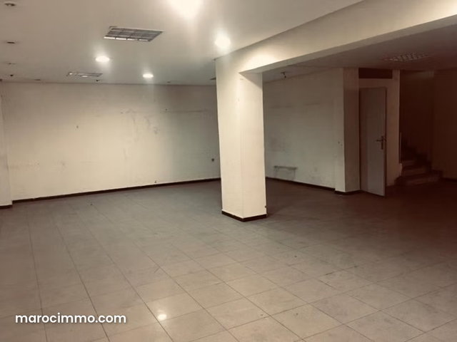 Local à louer sur Boulevard SIDI ABDERRAHMAN — 4