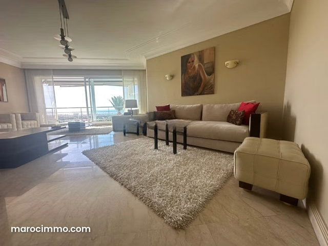 Appartement meublé avec vue sur mer – 220 m² — 2