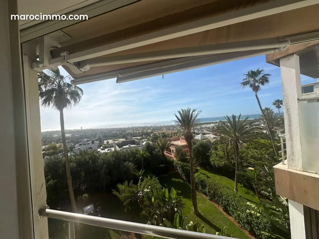 220 sqm Apartment with Sea Views, Aïn Diab, Casablanca — Casablanca