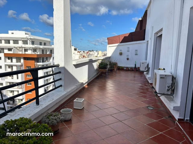 Apartment for Sale in Iberia. 5 Rooms. Furnished — Tangier