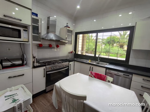Très bel appartement 4p meublé à hay Ryad — 2