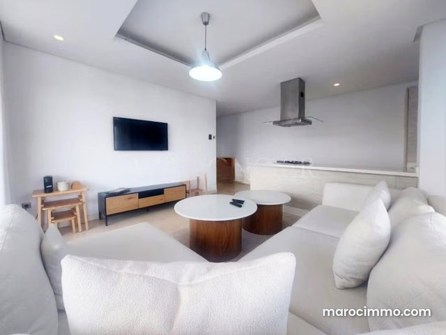 Location studio meublé moderne avec terrasse à Résidence Sindibad, Ain Diab — 3