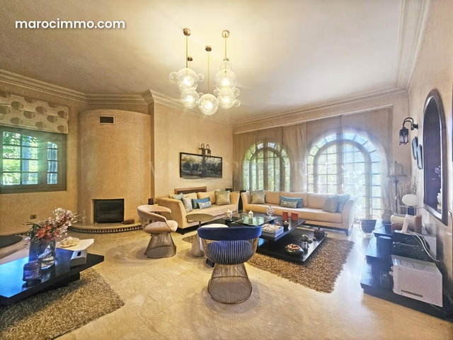 Villa de charme à vendre à Ain Diab dans un lotissement sécurisé — 2