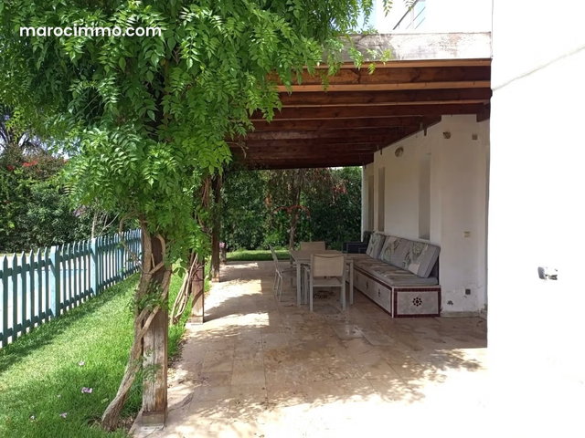 Vente Villa à Bouskoura centre — 2
