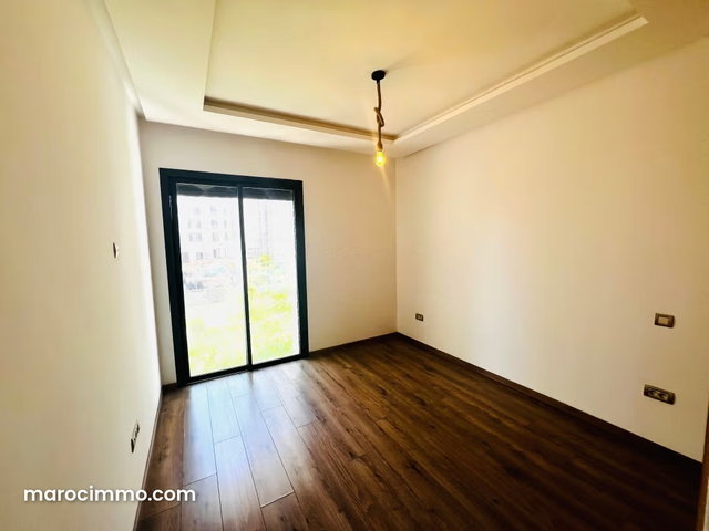 Superb Appartement en location à Agdal — 2