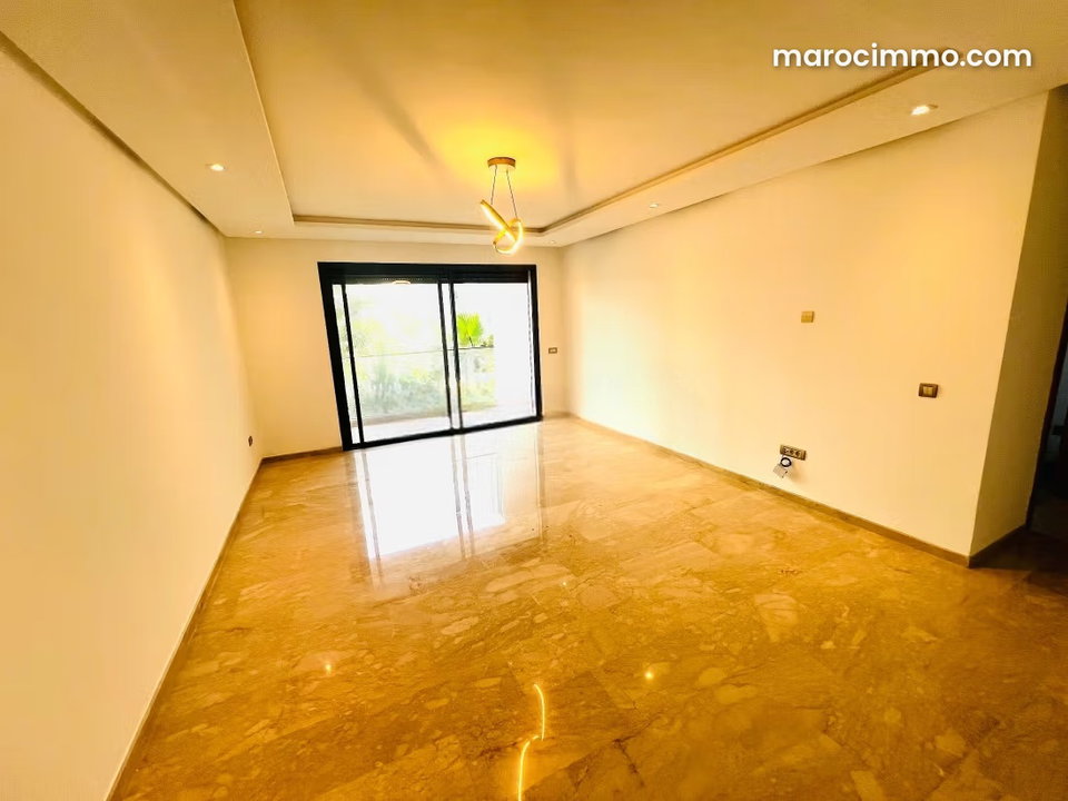 Superb Appartement en location à Agdal