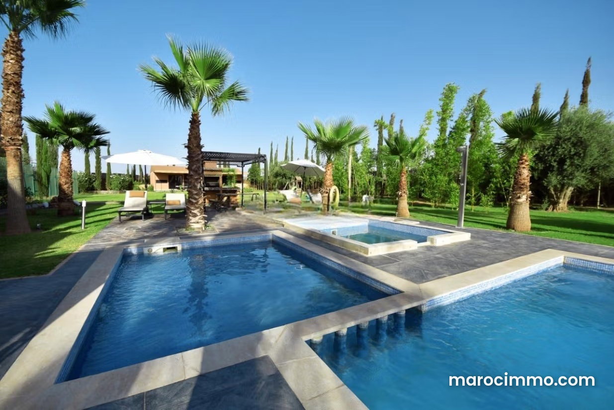 980 sqm Villa on 1 Hectare, Ouarzazate Road, Marrakech — Marrakesh