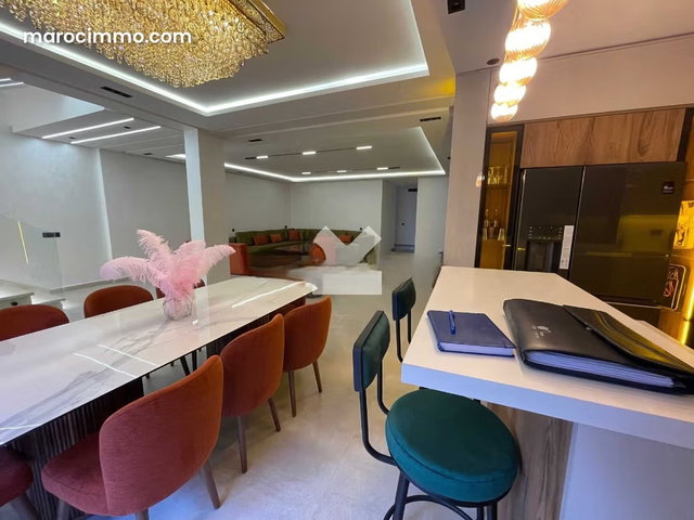 Villa à Vendre de 483.0 m² à Marrakech, Lotissement Les Palmiers — 5