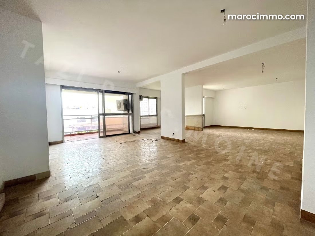 225 m² Apartment with Sea Views, Maârif Extension, Casablanca — Casablanca
