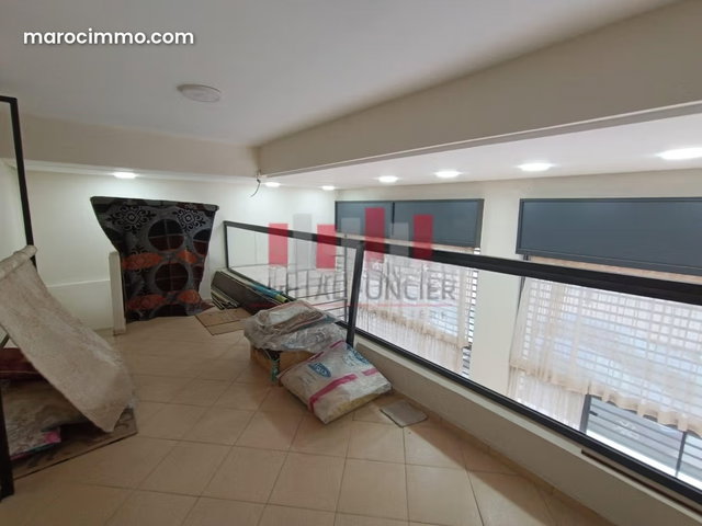 Local commercial de 75m2 à la location en plein Bd Anoual — 2