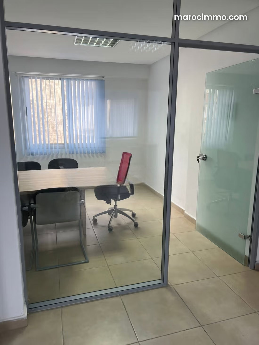 150 sqm office for rent, Riyad, Rabat, high-end building — Rabat