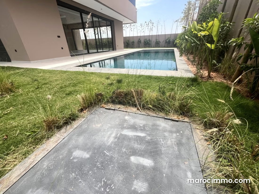 Contemporary 389 m² Villa with Swimming Pool and Garden, Ourika Road — Marrakesh