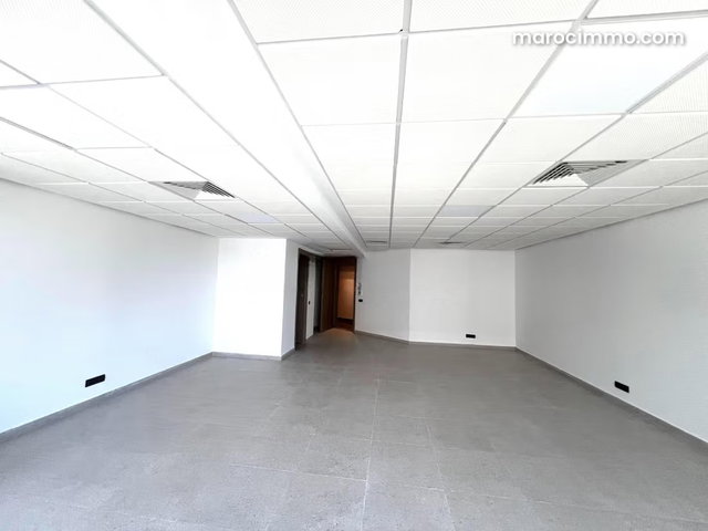 Magnifique bureau de 66m2 au quartier Oasis — 2