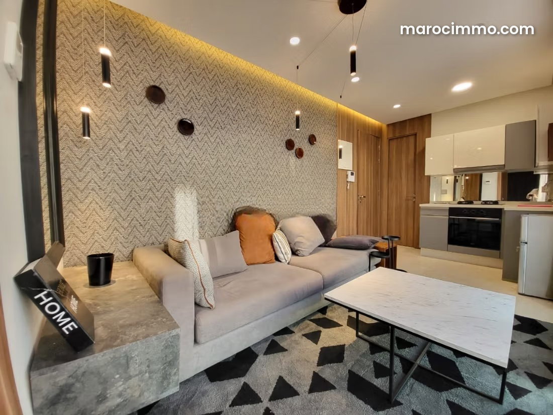 Furnished 37 sqm studio, Golden Triangle, Casablanca, parking included — Casablanca