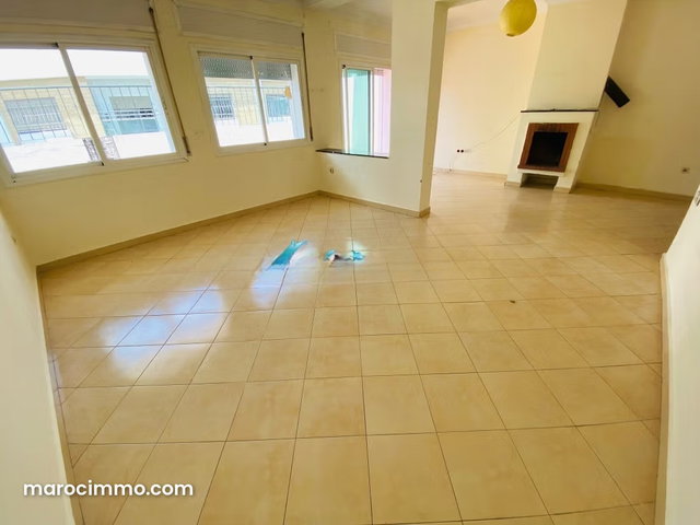 À vendre – Superbe duplex au centre ville de Tanger Place Al Madina — 4