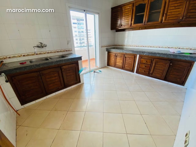 À vendre – Superbe duplex au centre ville de Tanger Place Al Madina — 3