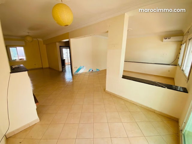 À vendre – Superbe duplex au centre ville de Tanger Place Al Madina — 2