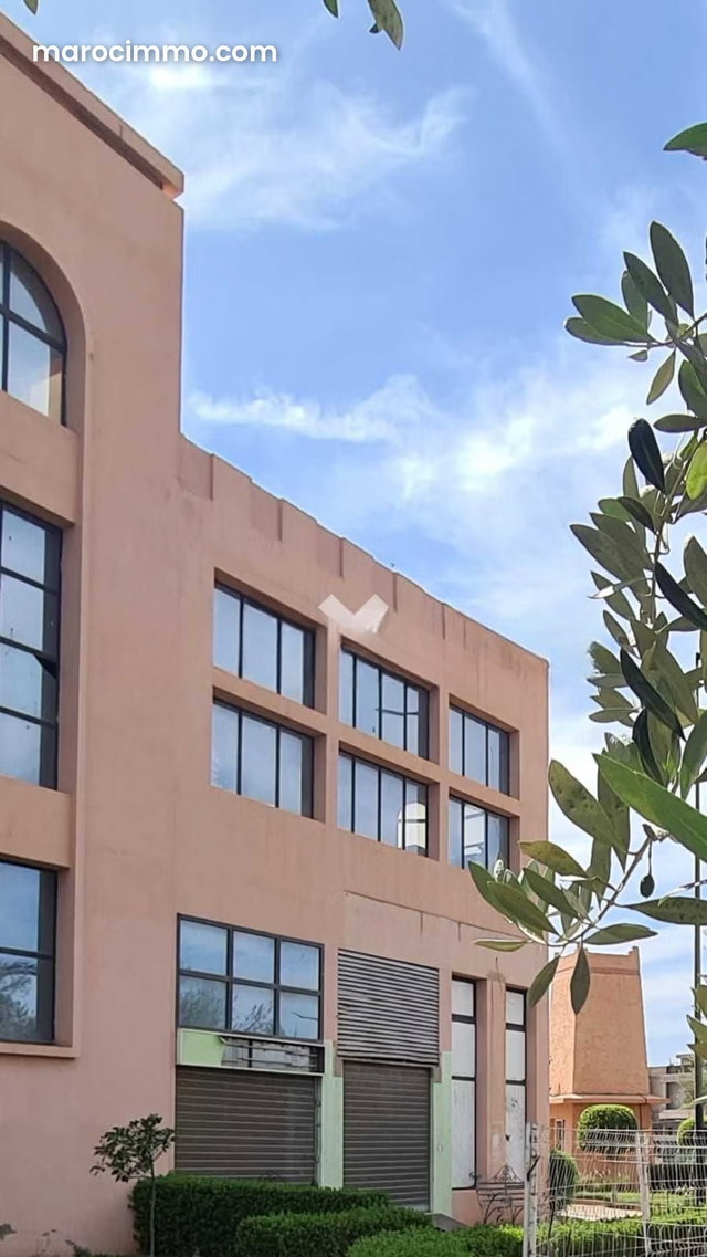 Local commercial à Vendre de 111.0 m² à Marrakech, Daoudiat — 2