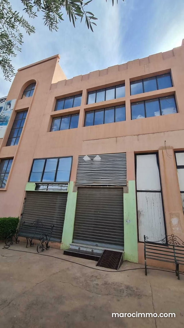 Local commercial à Vendre de 111.0 m² à Marrakech, Daoudiat — 3