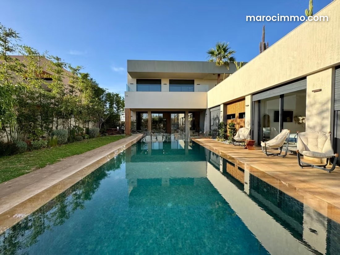 1,000 sqm Villa with Views, Ouarzazate Road, Marrakech — Marrakesh