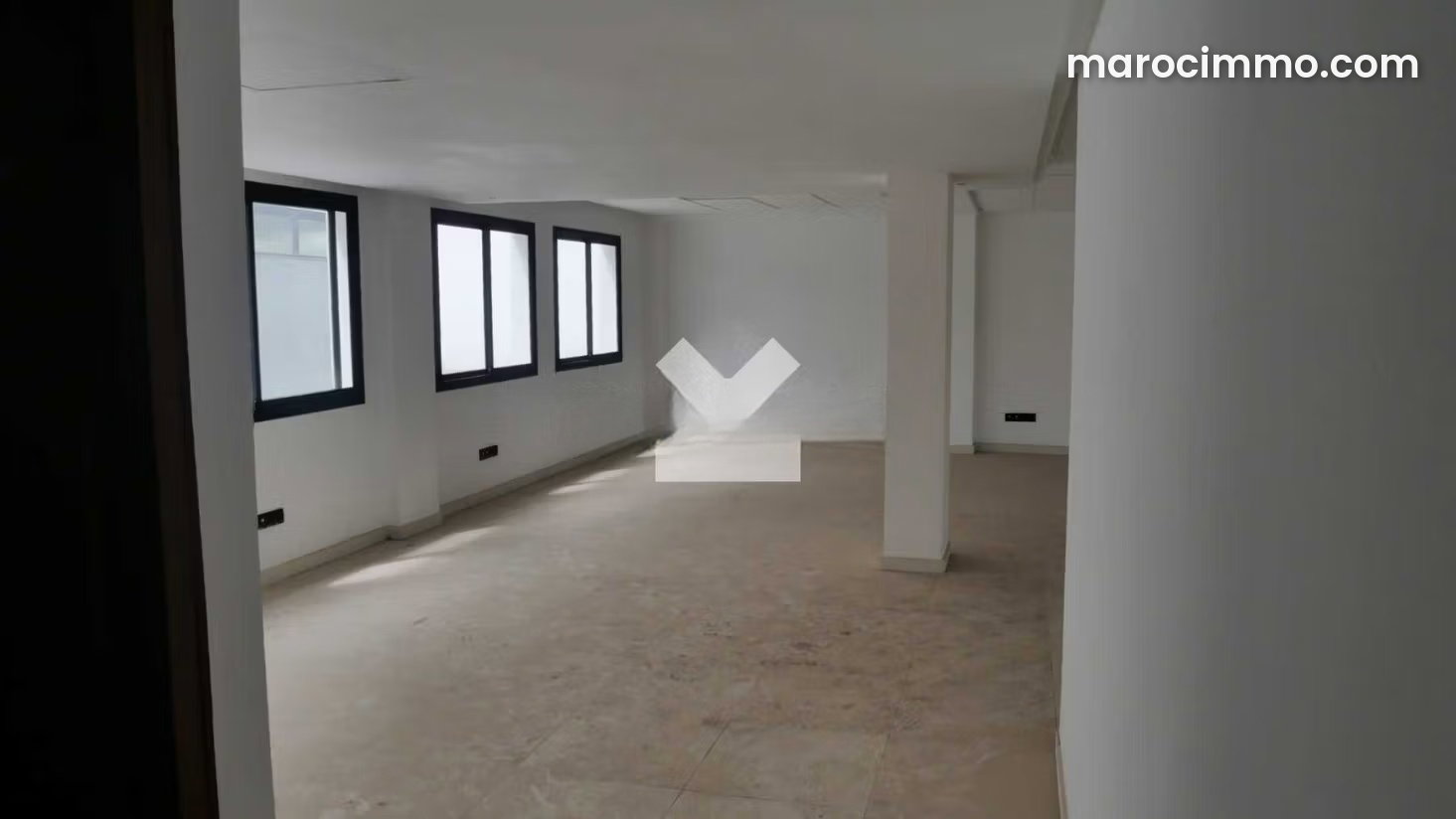 Bureau 88 m² à vendre, Oulfa, Casablanca, immeuble équipé — Casablanca