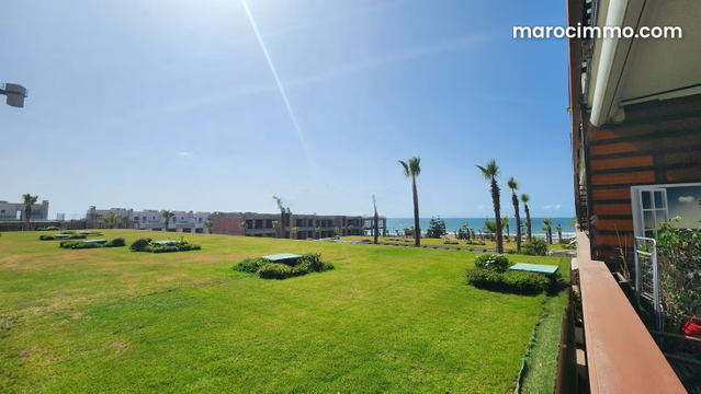 À louer Bel appartement traversant — Dar Bouazza