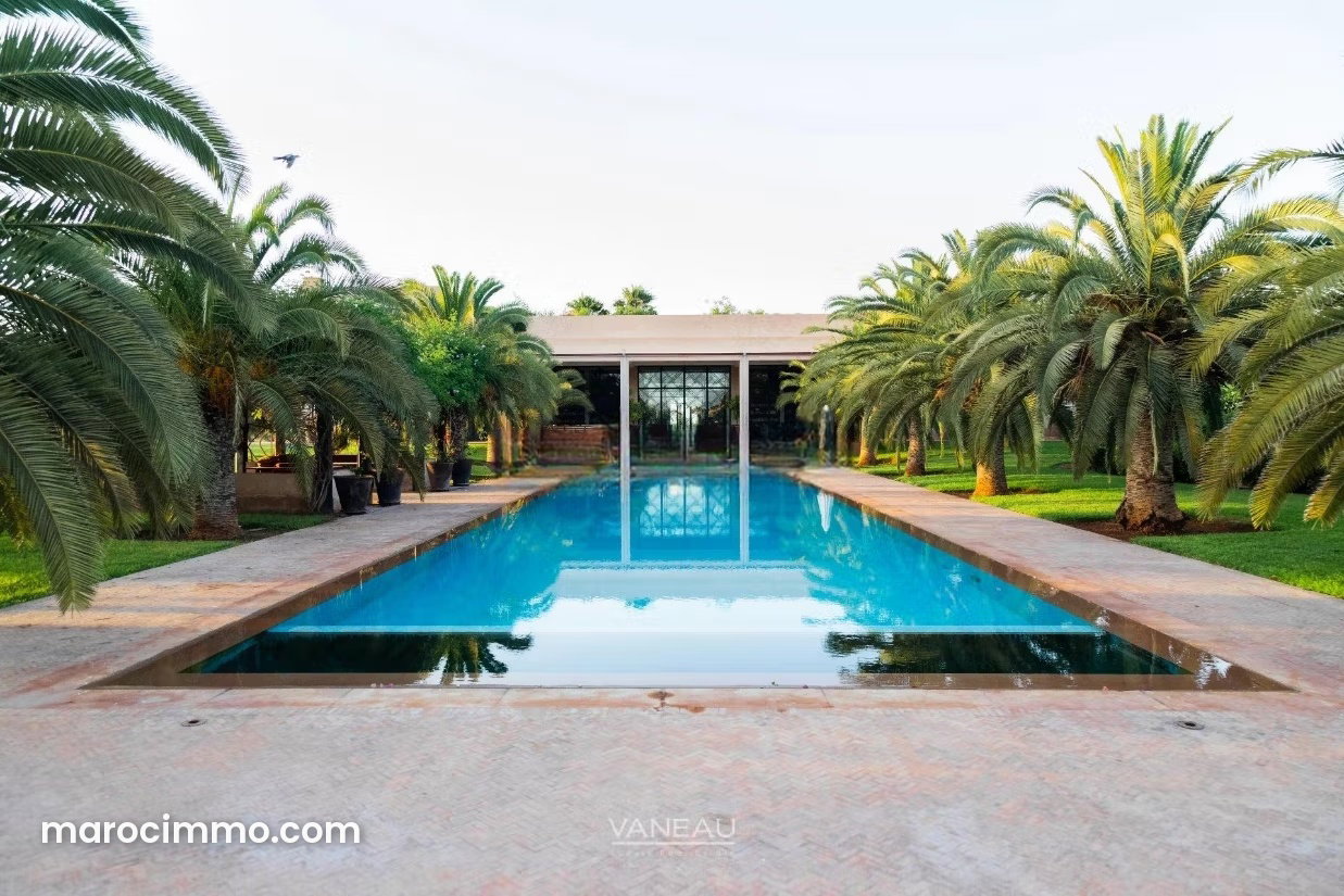 Villa neuve 2200 m² sur golf Amelkis, Marrakech, 8 chambres — Marrakech