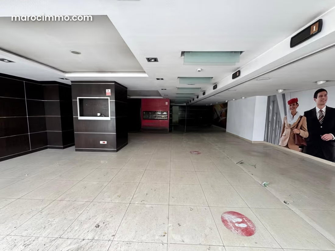 223 m² Commercial Premises in Gauthier, Casablanca: Optimal Visibility — Casablanca