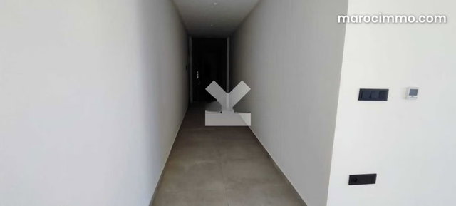 Bureau à Louer de 123.0 m² à Rabat, Bas Agdal — 3