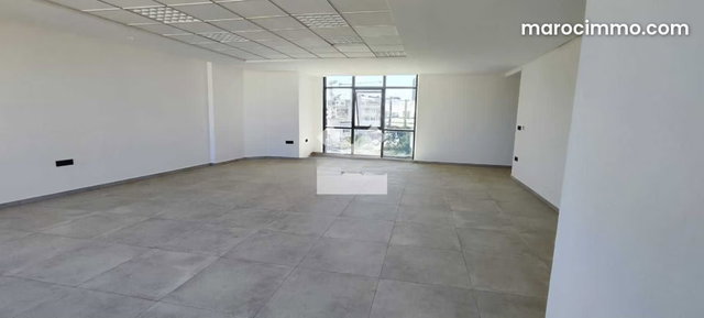 Bureau à Louer de 123.0 m² à Rabat, Bas Agdal — 2