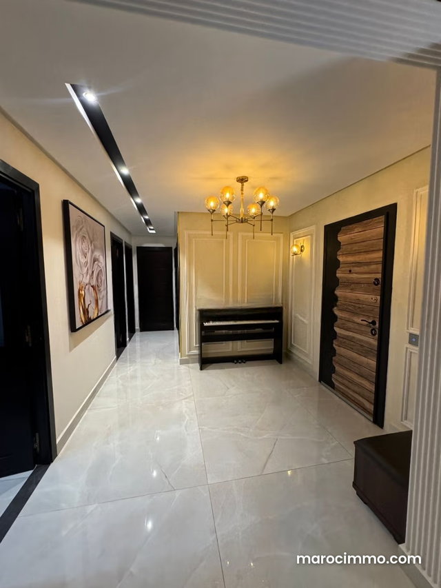 À Vendre – Appartement Bd Brahim Roudani — 5